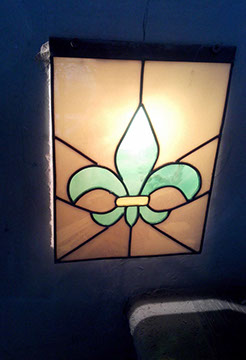 ¨lámparta de pared diseño flor de lis