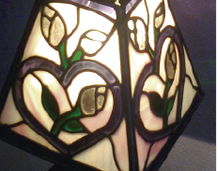 Lampara de vitral diseño de rosas